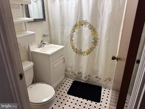 Bath - 112 State Ave, Lindenwold, NJ 08021 photo 1 of 1