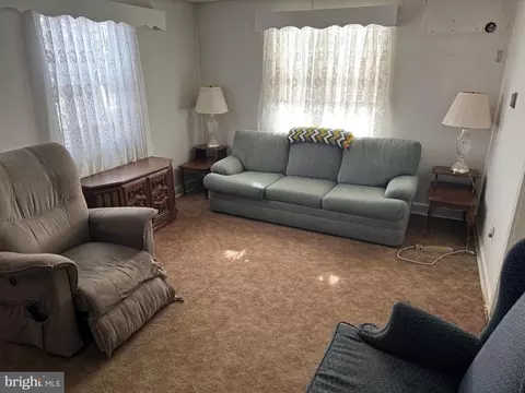 Living - 112 State Ave, Lindenwold, NJ 08021 photo 2 of 2