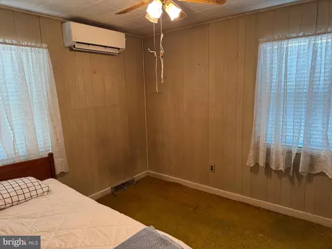 Bedroom - 112 State Ave, Lindenwold, NJ 08021 photo 2 of 2