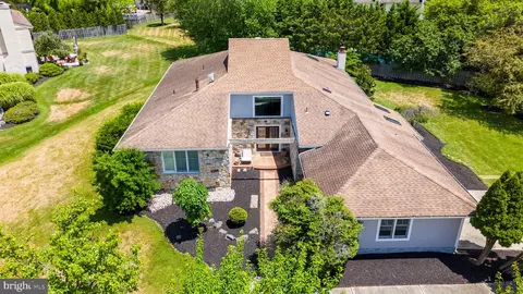 34 Country Walk, Cherry Hill, NJ 08003