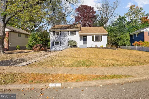 17 Devon Ct, Haddonfield, NJ 08033