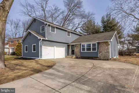400 Country Club Dr, Cherry Hill, NJ 08003