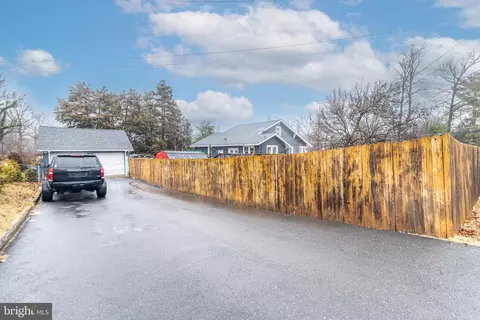 Exterior - 100 Erial Rd, Clementon, NJ 08021 photo 1 of 9