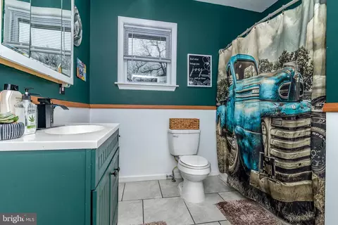 Bath - 100 Erial Rd, Clementon, NJ 08021 photo 1 of 1
