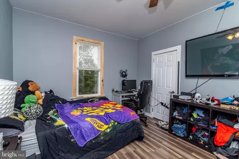 Bedroom - 100 Erial Rd, Clementon, NJ 08021 photo 7 of 10