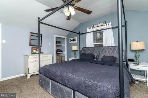 Bedroom - 100 Erial Rd, Clementon, NJ 08021 photo 4 of 10