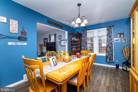 Dining - 100 Erial Rd, Clementon, NJ 08021 photo 1 of 2