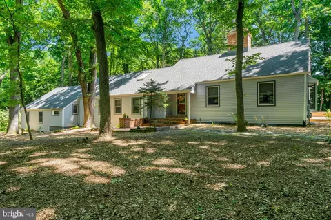15 Dale Dr, Voorhees, NJ 08043
