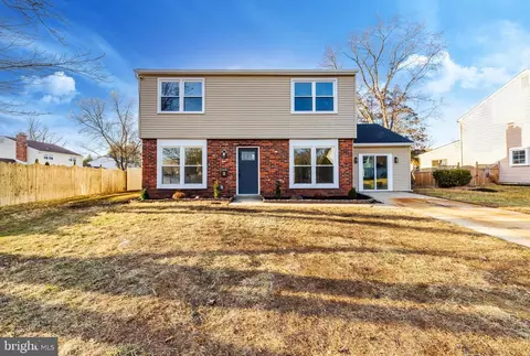 2 Hartford Rd, Clementon, NJ 08021