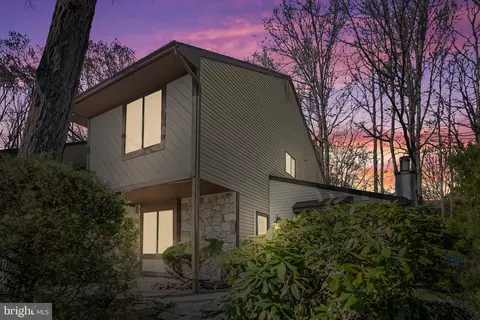 1201 Thackery Ct, Sicklerville, NJ 08081
