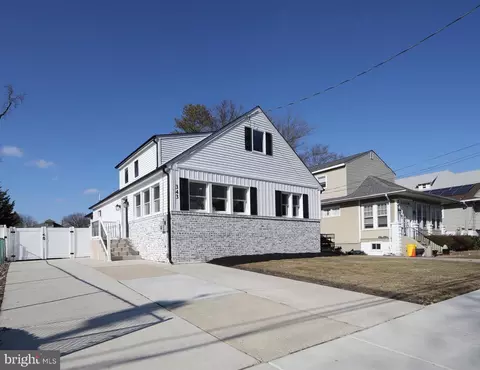 343 Walnut St, Audubon, NJ 08106