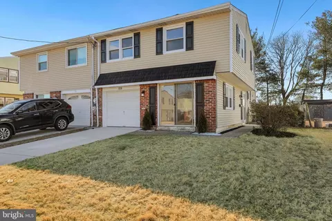118 Kennedy Blvd, Bellmawr, NJ 08031