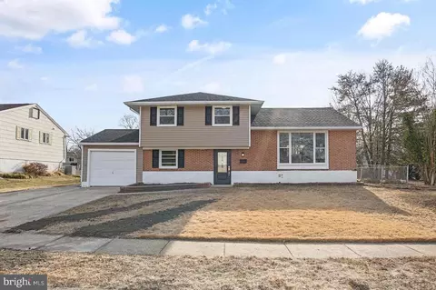 229 Woods Ln, Somerdale, NJ 08083