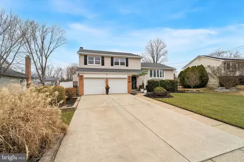629 Bamford Rd, Cherry Hill, NJ 08003