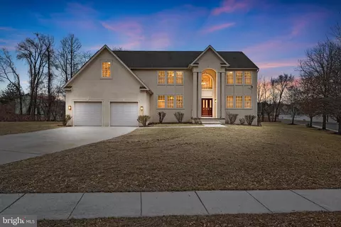 6 River Run, Lawnside, NJ 08045