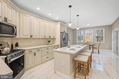 Kitchen - 6 River Run, Lawnside, NJ 08045 photo 2 of 2