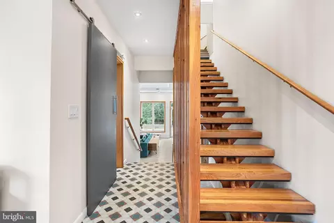 Entry Way - 608 Cedar Ave, Haddonfield, NJ 08033 photo 1 of 6