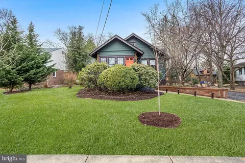 Exterior - 608 Cedar Ave, Haddonfield, NJ 08033 photo 5 of 11