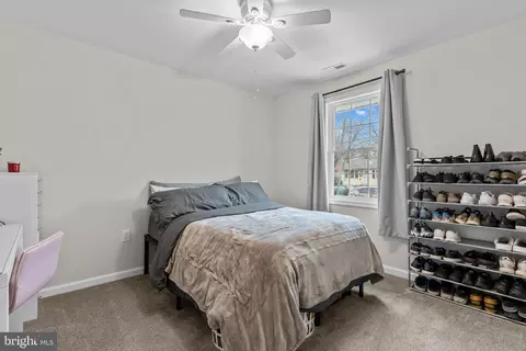 Bedroom - 1015 Crest Rd, Pine Hill, NJ 08021 photo 2 of 2
