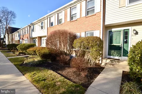 825 Society Hl, Cherry Hill, NJ 08003