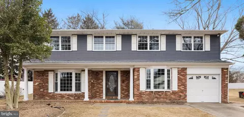 5 Swarthmore Ave, Stratford, NJ 08084