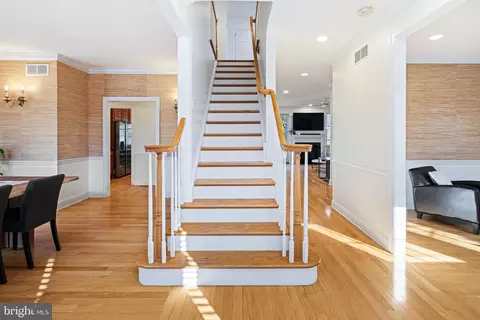 Entry Way - 417 E Summit Ave, Haddonfield, NJ 08033 photo 2 of 2