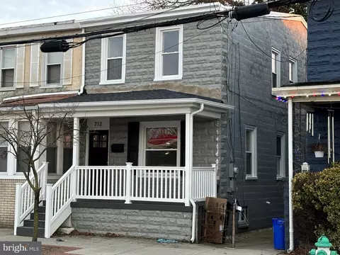 712 Market St, Gloucester City, NJ 08030