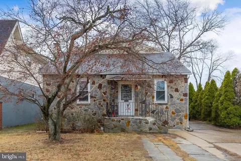 118 Evesham Rd, Glendora, NJ 08029