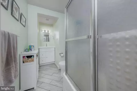 Bath - 118 Evesham Rd, Glendora, NJ 08029 photo 2 of 2