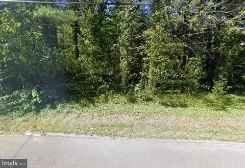389 Tansboro Rd, Berlin, NJ 08009