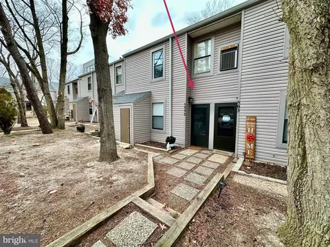 504 Bromley Est, Pine Hill, NJ 08021