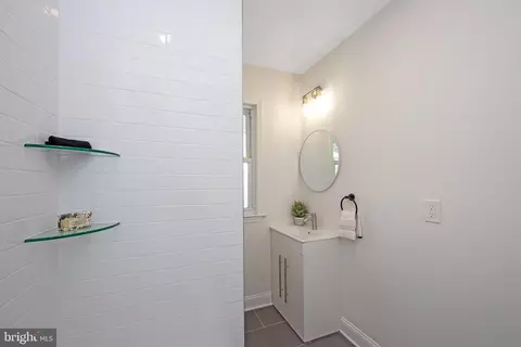 Bath - 103 Ormond, Haddon Township, NJ 08107 photo 2 of 4