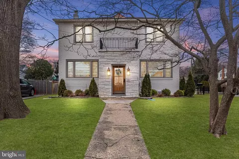 251 W Crystal Lake Ave, Haddonfield, NJ 08033