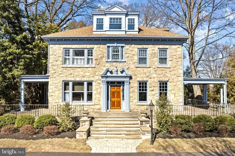 365 Kings Hwy W, Haddonfield, NJ 08033
