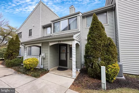 1302 Roberts Way, Voorhees, NJ 08043