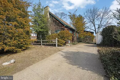 1308 Maple Ave, Glendora, NJ 08029