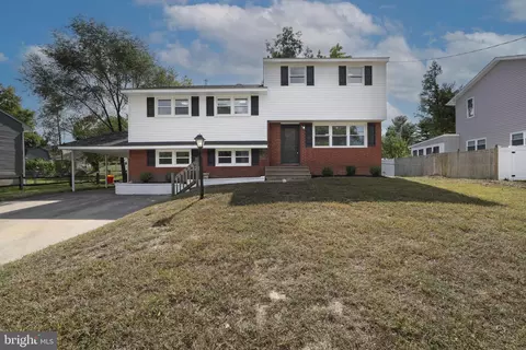 84 Winding Way, Gibbsboro, NJ 08026