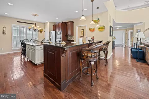 9 Hopkins St, Voorhees, NJ 08043