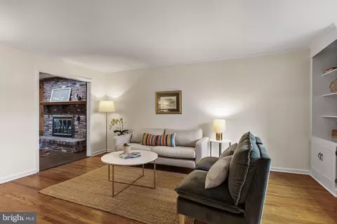 Living - 636 Pardee Ln, Haddonfield, NJ 08033 photo 1 of 3