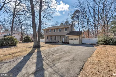 8 Washburne Ave, Berlin, NJ 08009