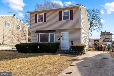 8220 Stow Rd, Pennsauken, NJ 08110