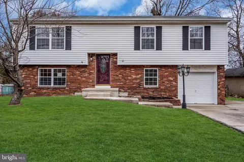 321 Almonesson Rd, Blackwood, NJ 08012