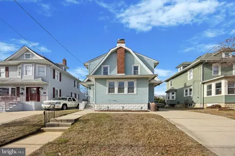 322 Sloan Ave, Collingswood, NJ 08107