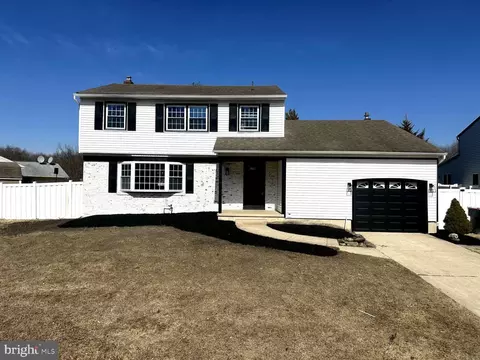 28 Millbridge Rd, Clementon, NJ 08021