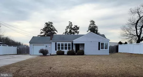 450 Tansboro Rd, Atco, NJ 08004