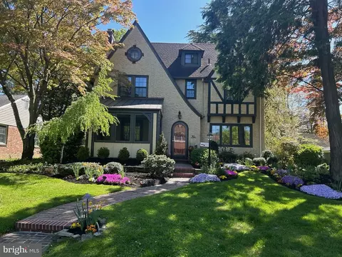 364 Hickory Ln, Haddonfield, NJ 08033