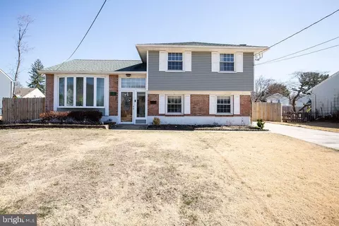 117 Meadow Lark Rd, Stratford, NJ 08084