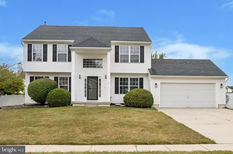 17 Wildcat Branch Dr, Sicklerville, NJ 08081