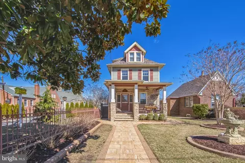 853 Haddon Ave, Collingswood, NJ 08108