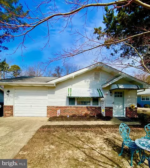 238 Elmtowne Blvd, Hammonton, NJ 08037